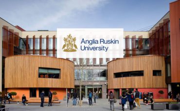 Anglia Ruskin University học bổng